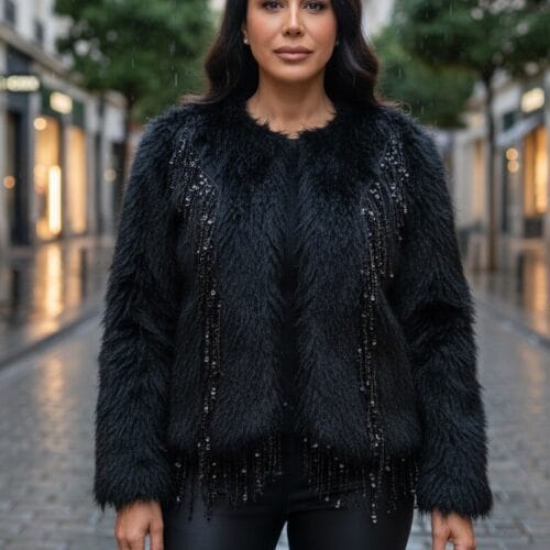 Siyah Standart Beden Payet İşlemeli Kürk